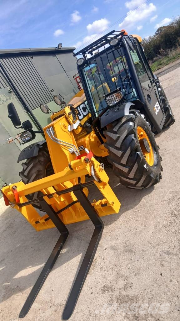 JCB 527-58 Teleskoplastare