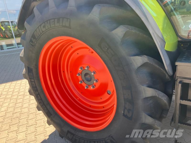 CLAAS ARION 630 CMATIC Stage V Tractoren
