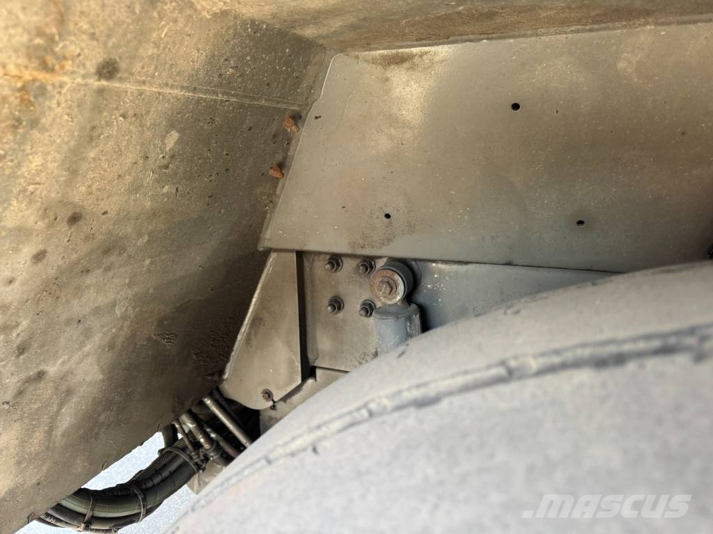 Terberg RT283 終端式曳引機