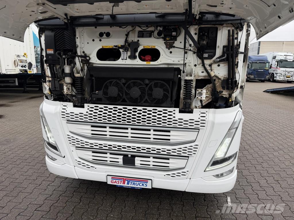 Volvo FH 460 Globetrotter XL *VIN = NB* 2 Tank Tegljači