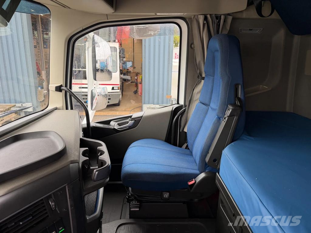 Volvo FH 460 Globetrotter XL *VIN = NB* 2 Tank Tegljači