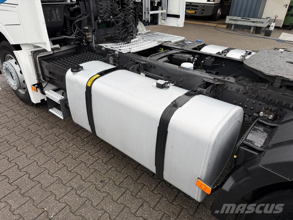 Volvo FH 460 Globetrotter XL *VIN = NB* 2 Tank Tegljači