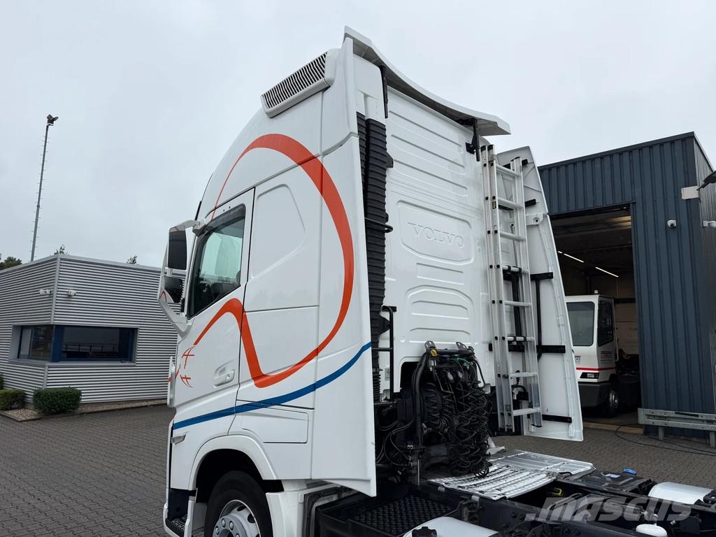Volvo FH 460 Globetrotter XL *VIN = NB* 2 Tank Tegljači