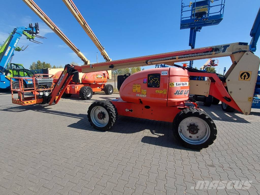 JLG 600 AJ Alkūniniai keltuvai