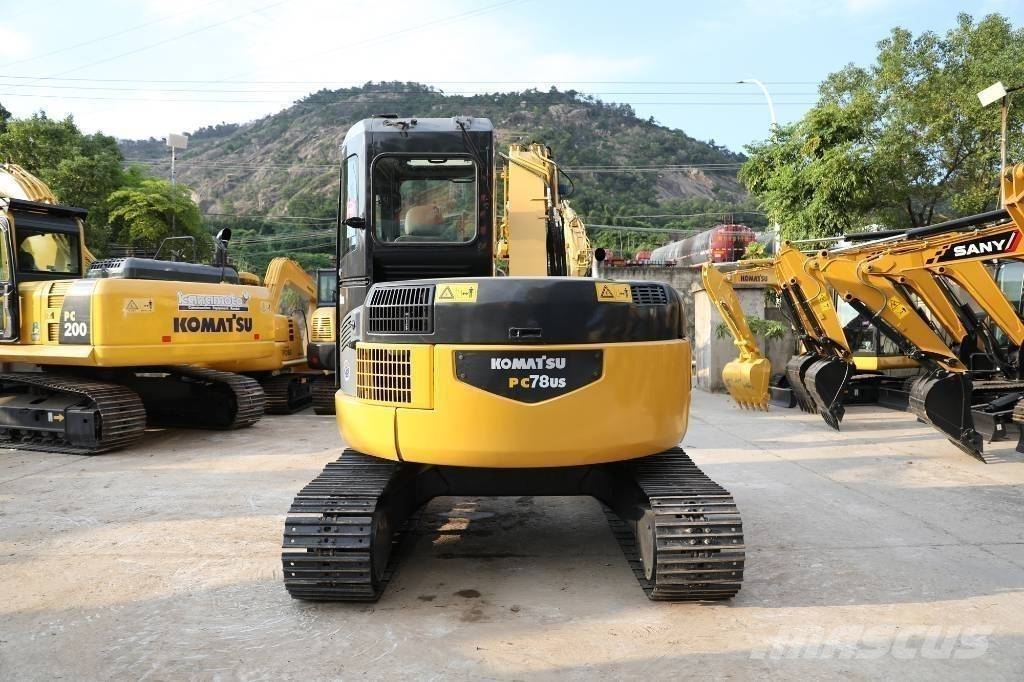 Komatsu PC 78 US-6 حفارات وسط 7 طن - 12 طن