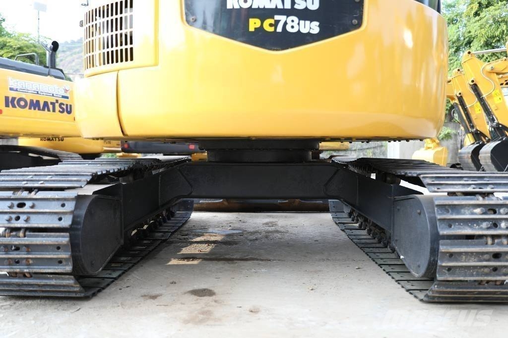 Komatsu PC 78 US-6 حفارات وسط 7 طن - 12 طن