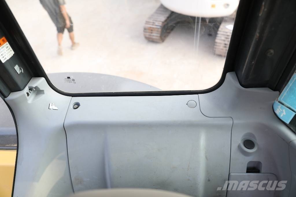 Komatsu PC 78 US-6 حفارات وسط 7 طن - 12 طن