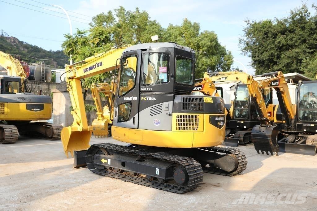 Komatsu PC 78 US-6 حفارات وسط 7 طن - 12 طن