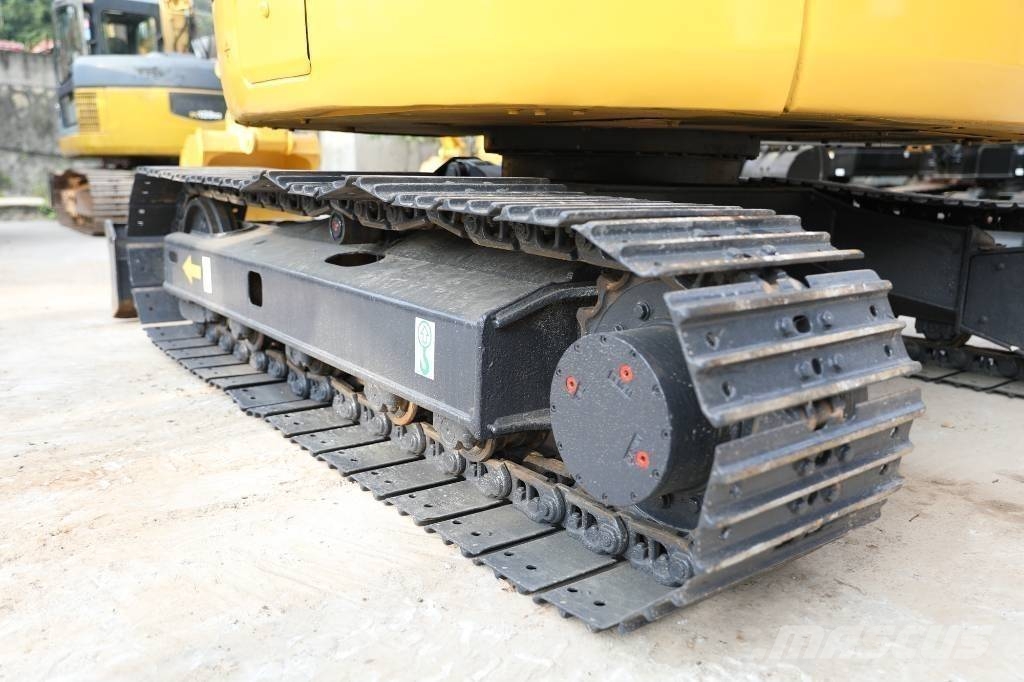 Komatsu PC 78 US-6 حفارات وسط 7 طن - 12 طن