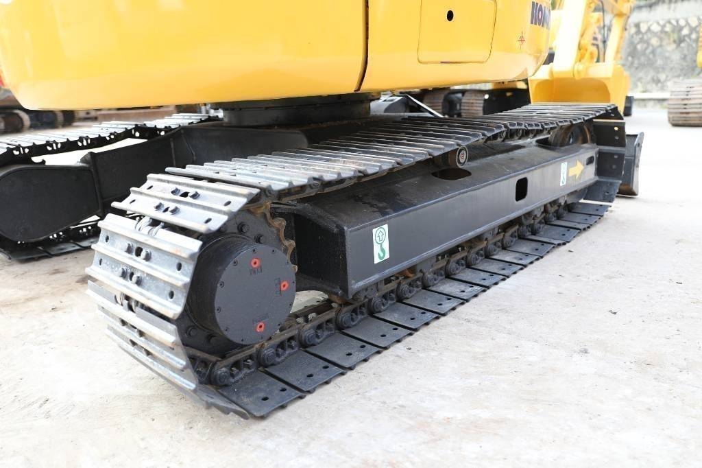 Komatsu PC 78 US-6 حفارات وسط 7 طن - 12 طن
