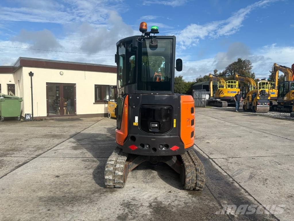 Hitachi 2018 ZX33U-5A CLR Mini excavators < 7t (Mini diggers)