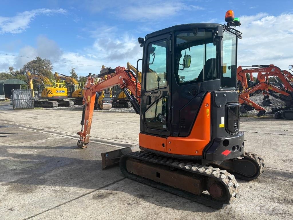 Hitachi 2018 ZX33U-5A CLR Mini excavators < 7t (Mini diggers)