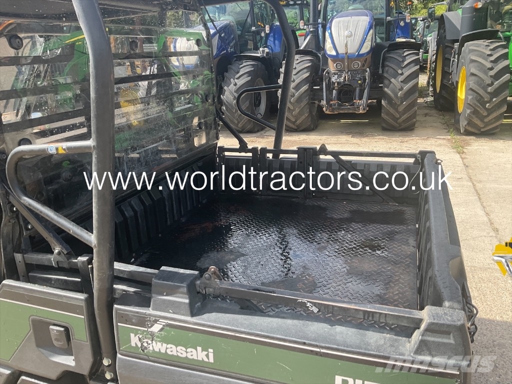 Kawasaki MULE PRO DXT 多功能車