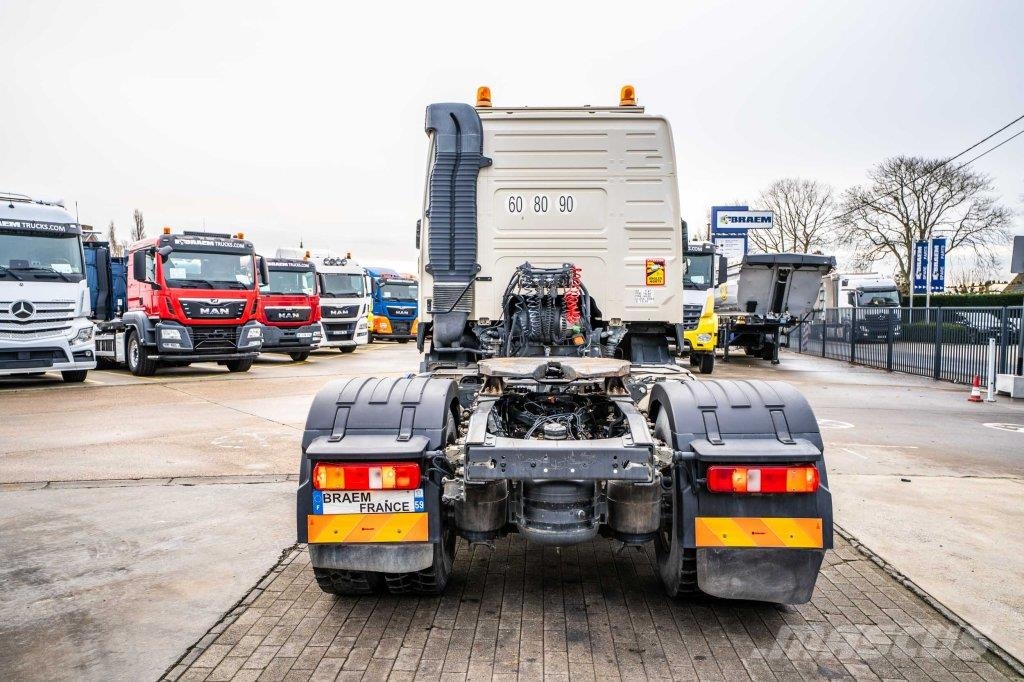 Volvo FMX 460 GLOB + HYDR Cabezas tractoras