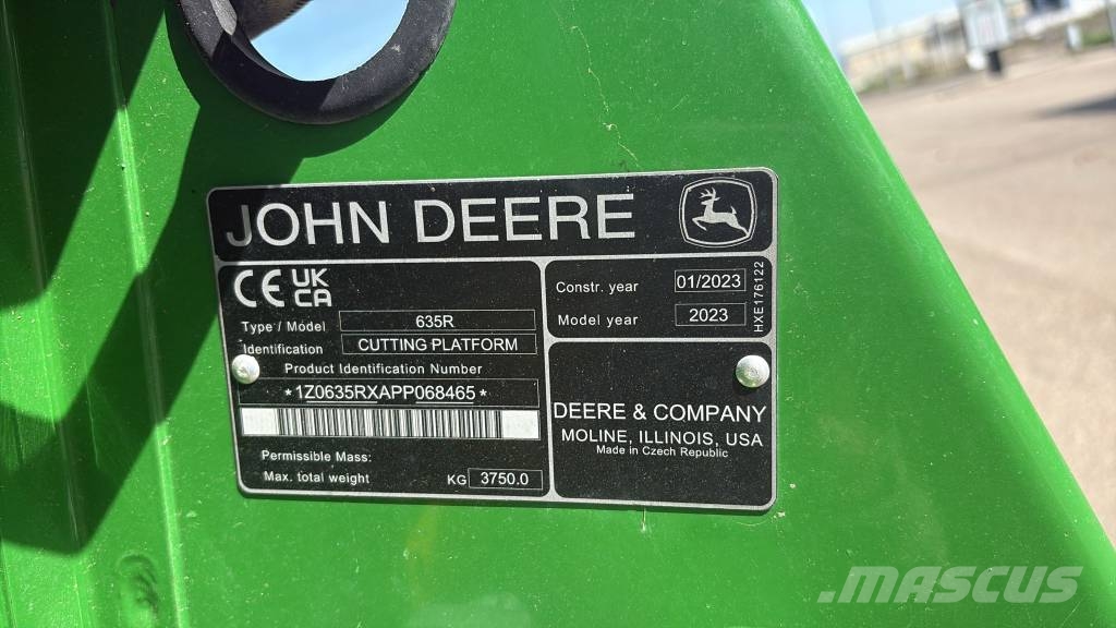 John Deere 635 R رؤوس الحصادات الدراسات