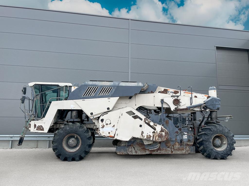 Wirtgen WR 240I Recyklery do asfaltu