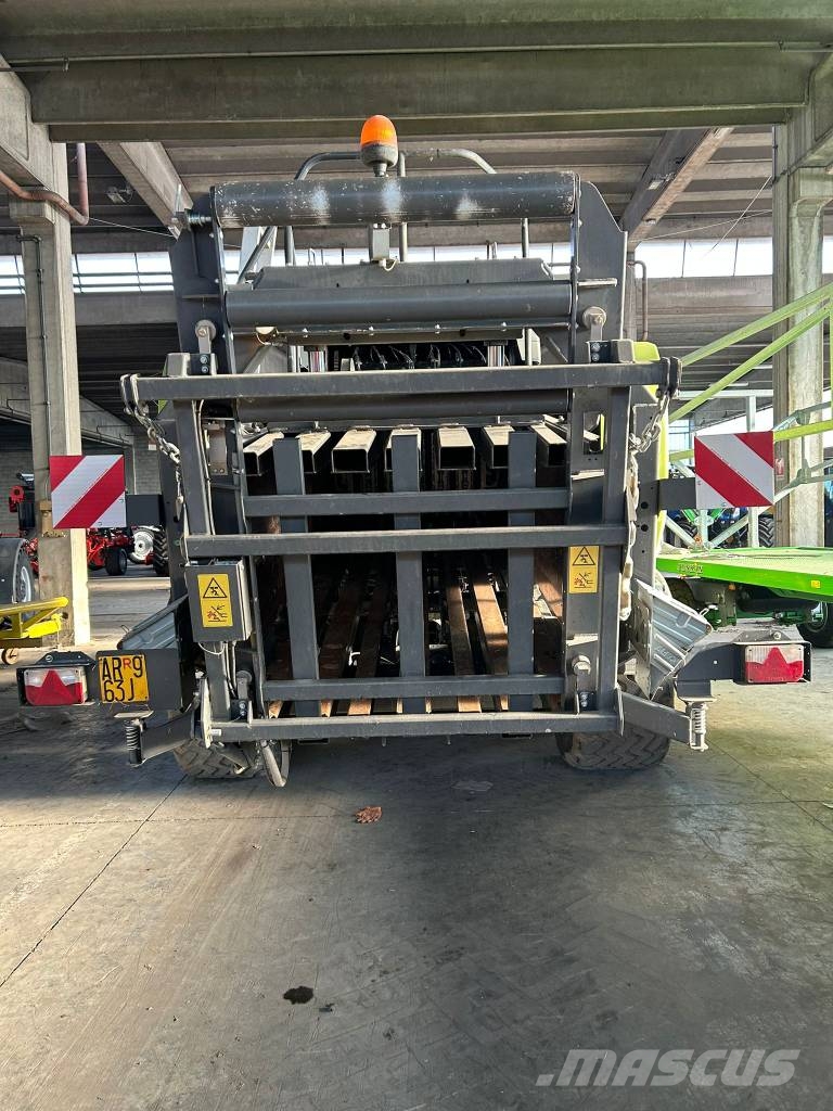 CLAAS Quadrant 5300 RC Балопреси квадратни