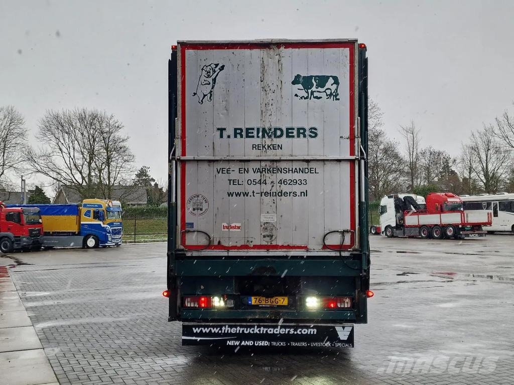 DAF XF 440 SuperSpaceCab 6x2*4 - Cuppers 1-2-3 deck Li Camiones de ganado