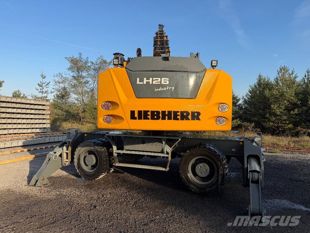 Liebherr LH 26 M Bagri za prekladanje primarnih/sekundarnih surovin