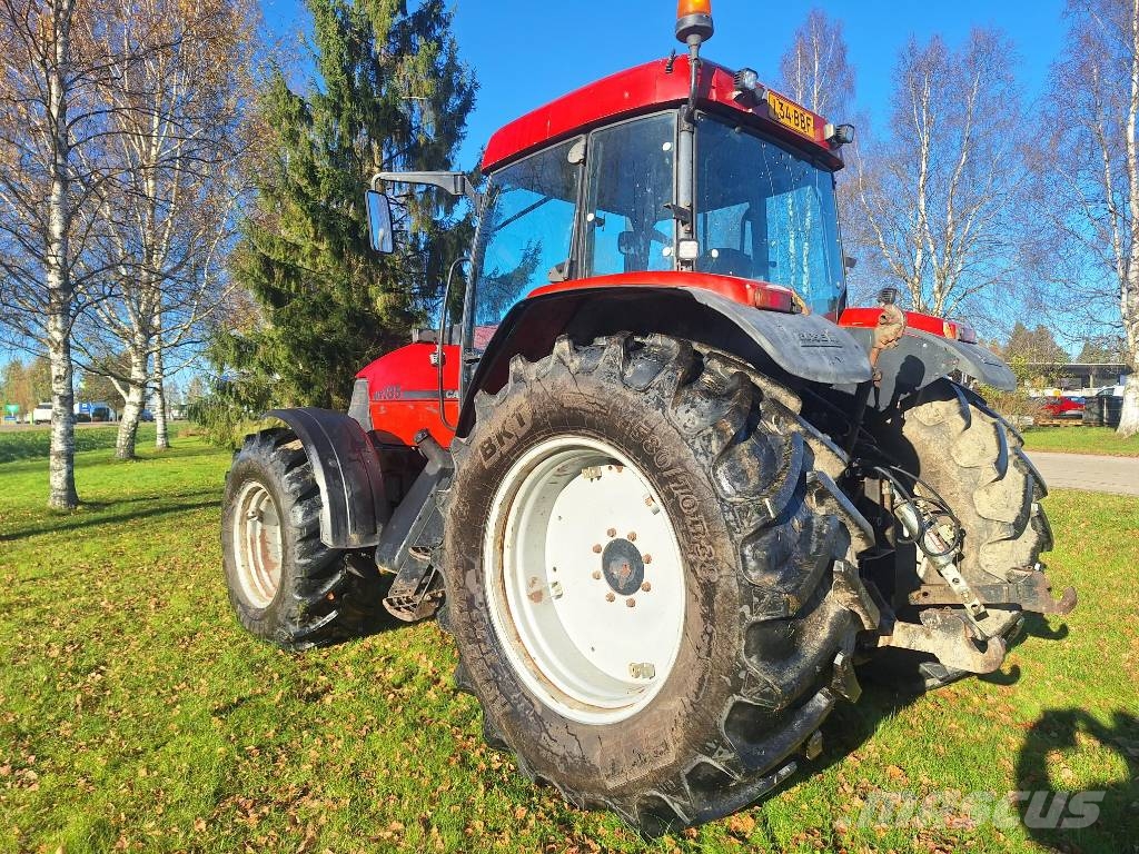 Case IH MX 135 Traktoren