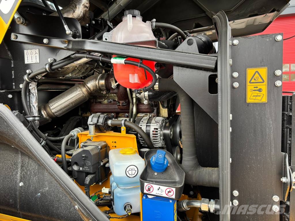 JCB 413K Nordic Edition / U-aura, Kauha, Stage V Iekrāvēji uz riteņiem
