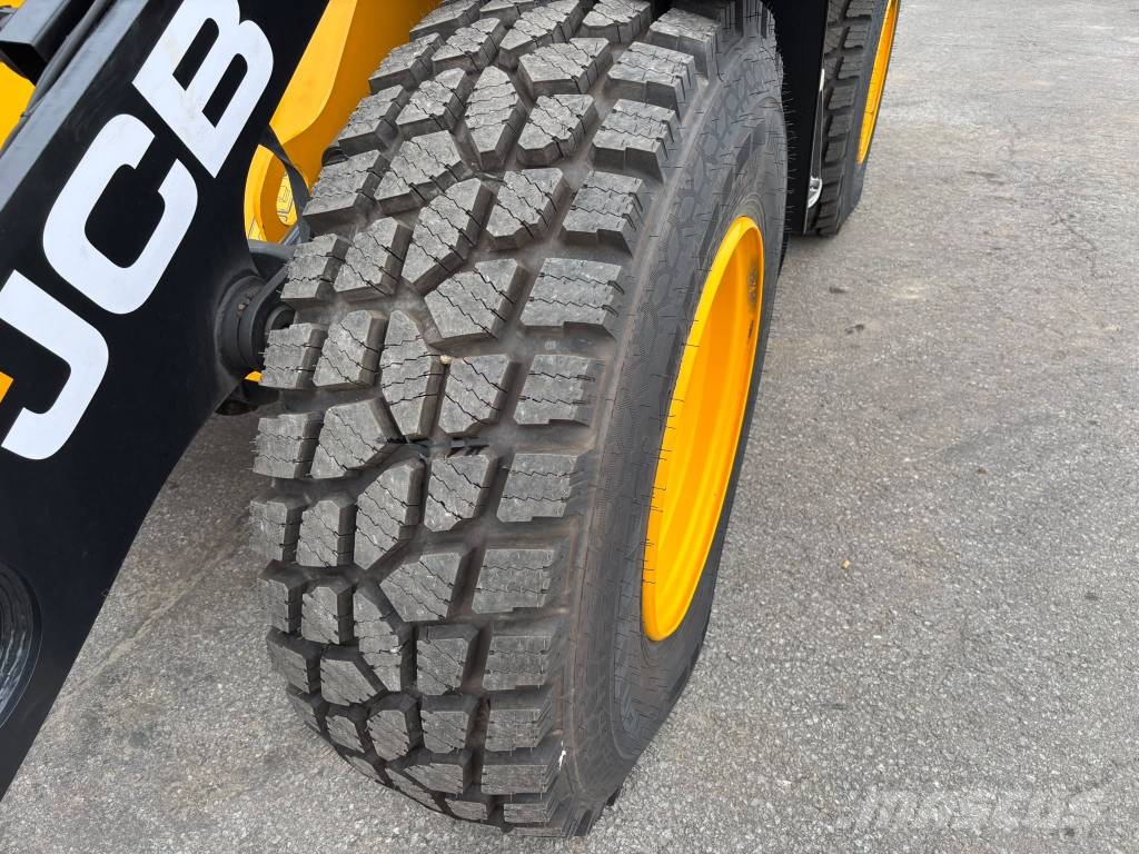 JCB 413K Nordic Edition / U-aura, Kauha, Stage V Iekrāvēji uz riteņiem