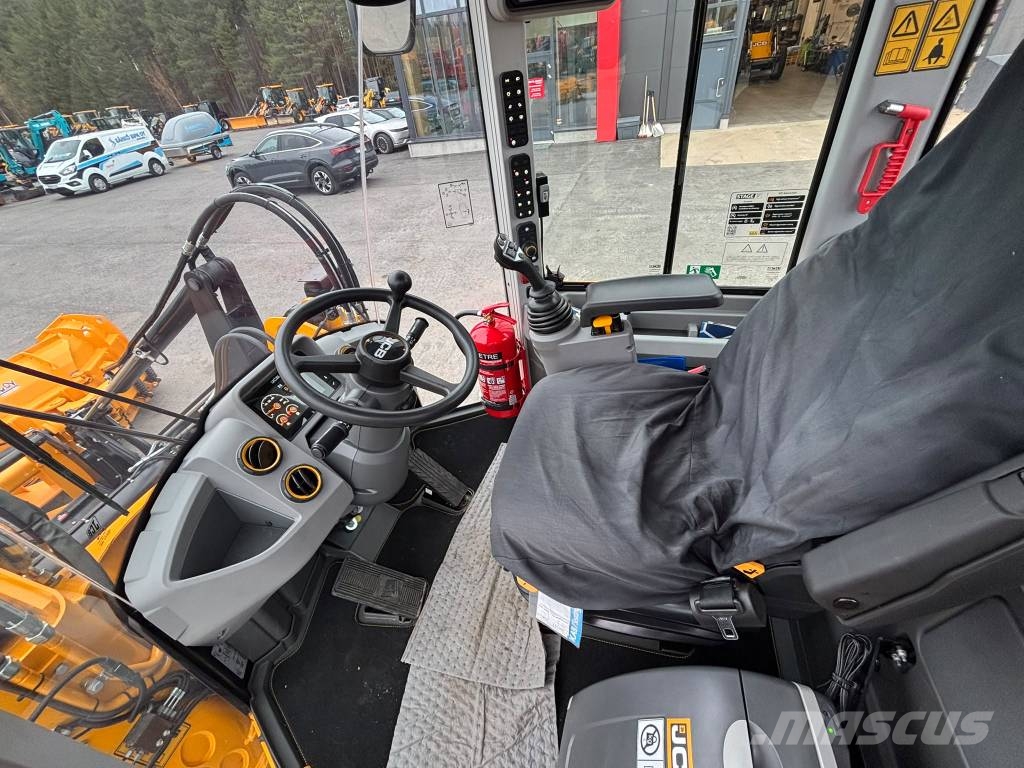 JCB 413K Nordic Edition / U-aura, Kauha, Stage V Iekrāvēji uz riteņiem