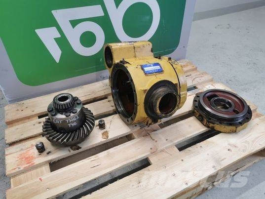 CAT TH 82 B-ITA-718305 rear attack Axles