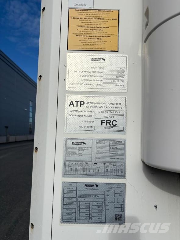 Schmitz Cargobull Trailer Reefer Flower Width & Dual Temp & Double S Temperature controlled semi-trailers