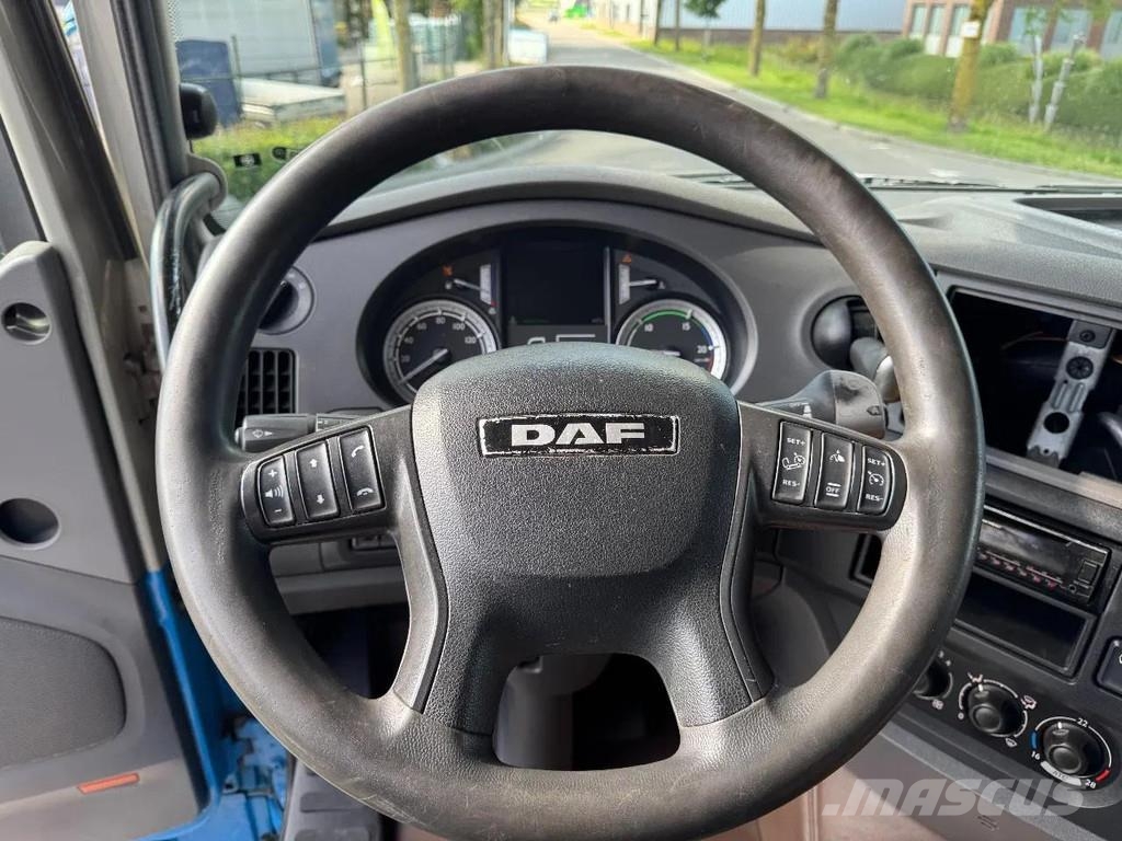 DAF XF 440 4X2 EURO 6 + ADR Tractor Units