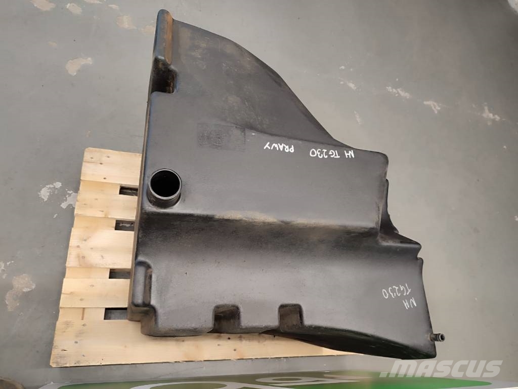 New Holland Fuel tank 255028A4 New Holland TG 230 Motori