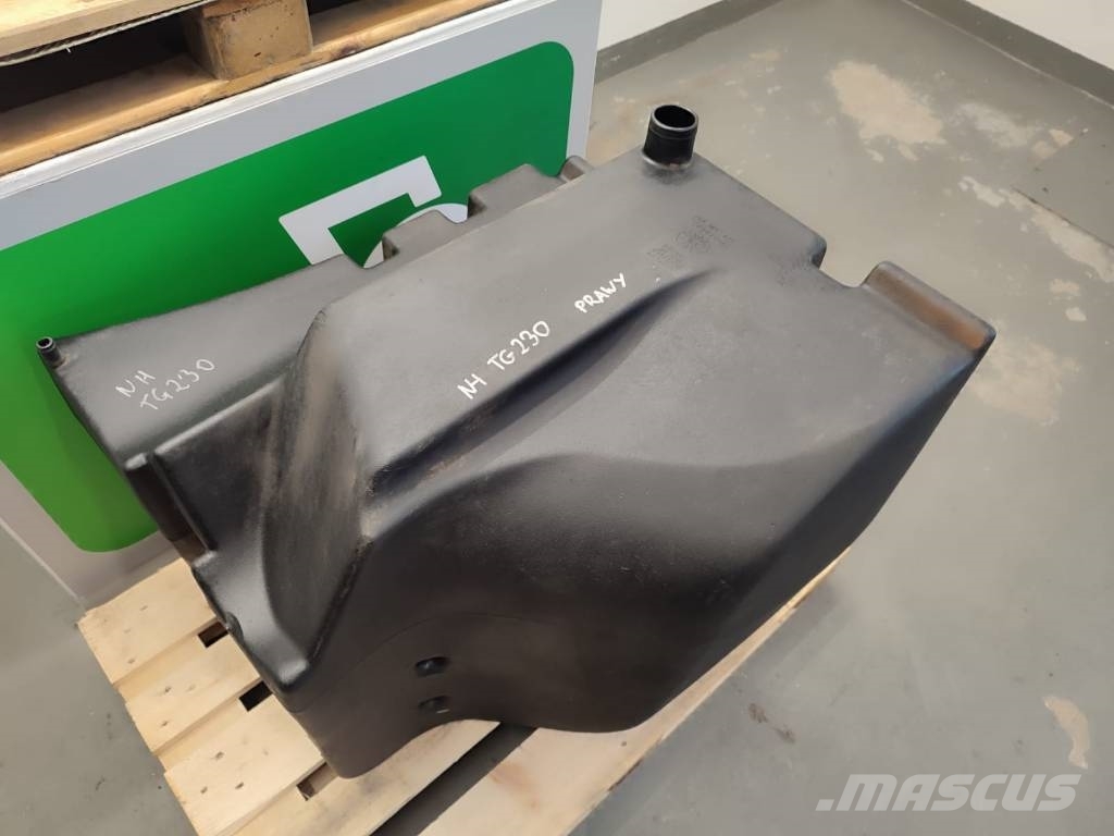 New Holland Fuel tank 255028A4 New Holland TG 230 Motori