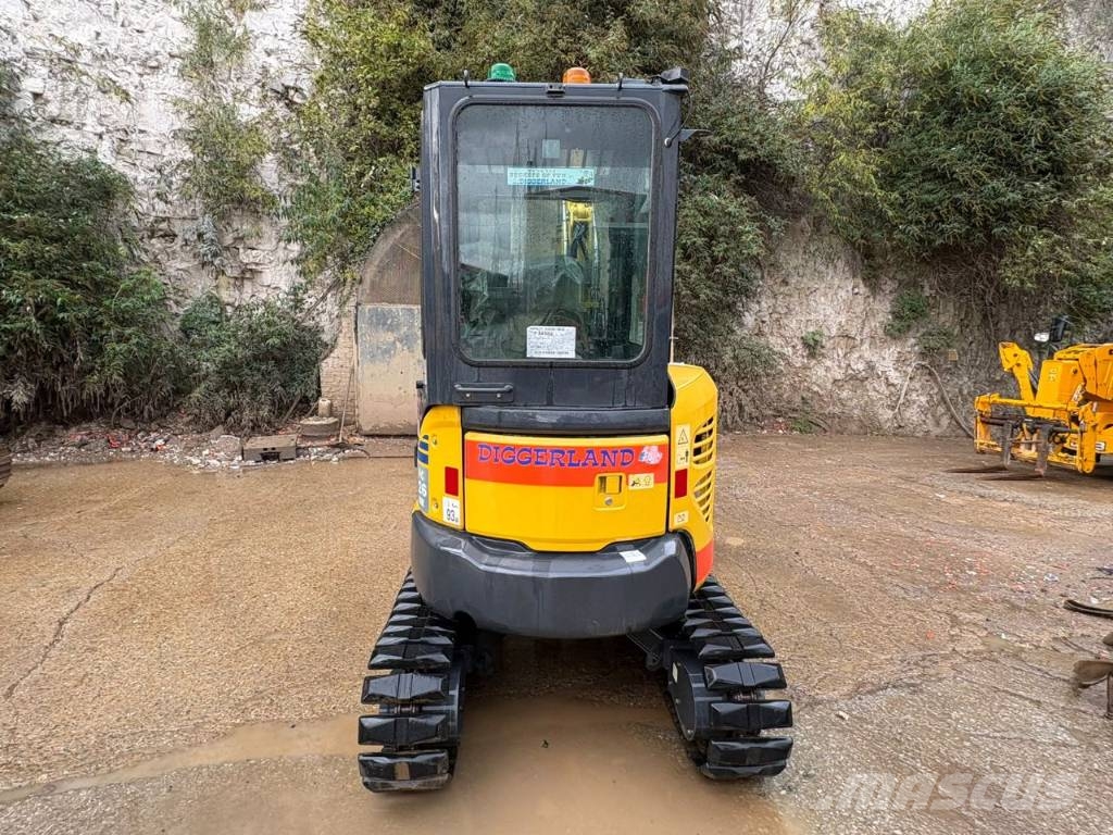 Komatsu PC 26 MR-3 Mini ekskavatori < 7 t