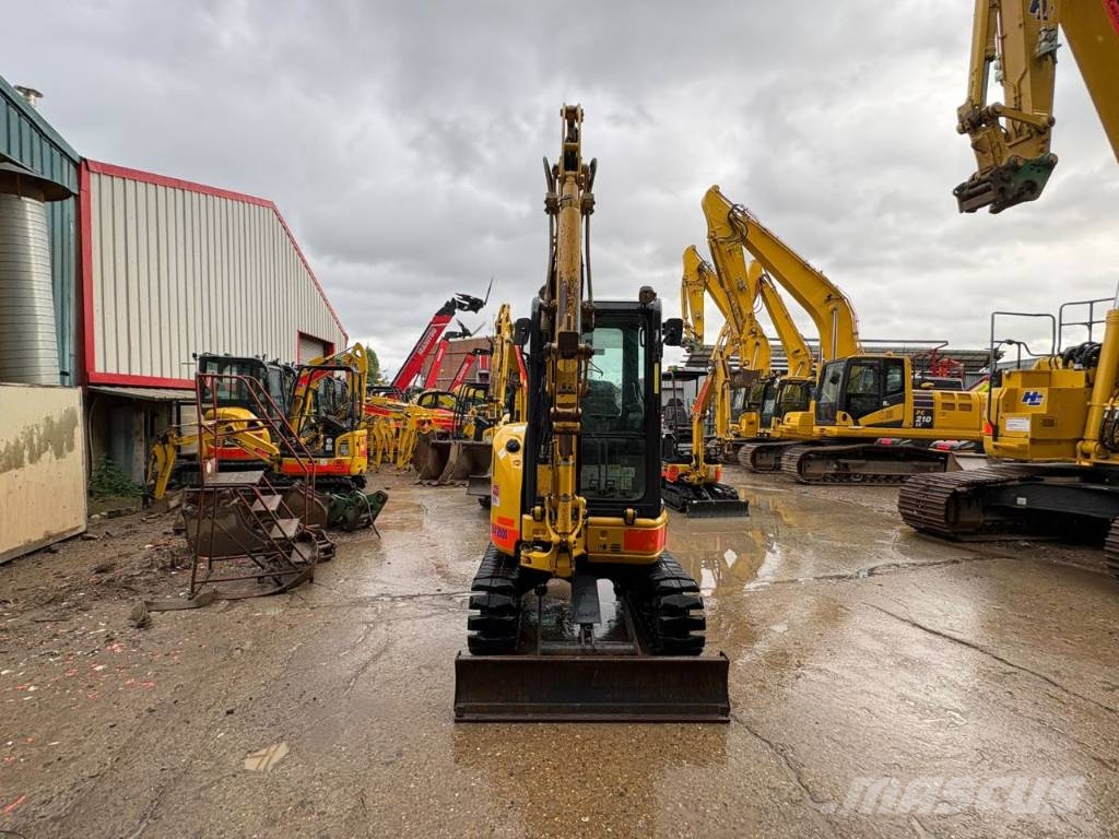 Komatsu PC 26 MR-3 Mini ekskavatori < 7 t