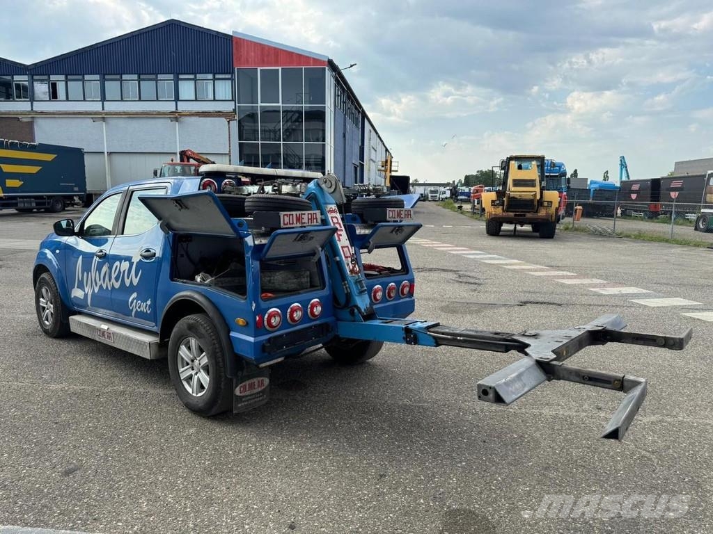 Nissan Navara 4x4 tow truck 1.000 kg + 2x winch + remote Recovery vehicles