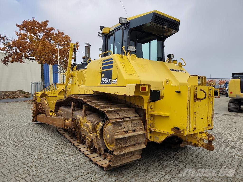 Komatsu D155 AX-8 . Buldožerji goseničarji
