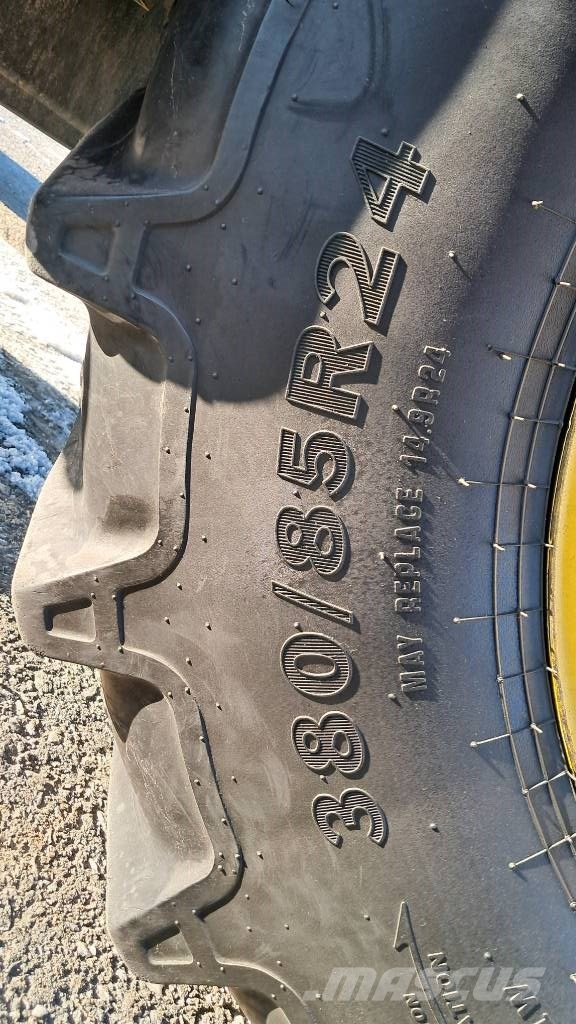 John Deere 6105 MC Tracteur