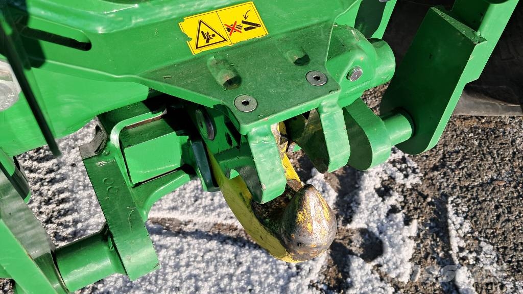 John Deere 6105 MC Tracteur
