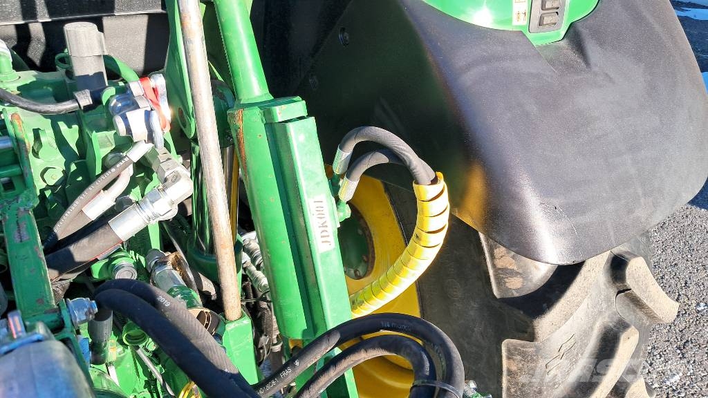 John Deere 6105 MC Tracteur