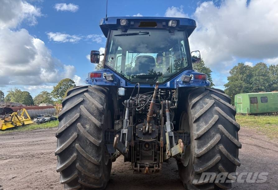 New Holland 8970 A Blue Power Tracteur