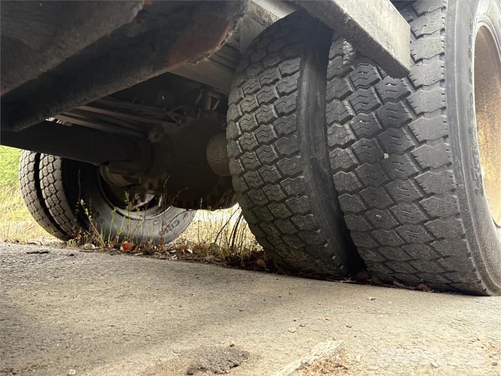 Volvo FM7 Kamioni za podizanje kablova