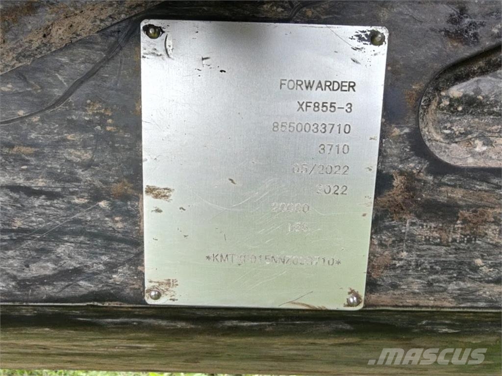 Komatsu XF 855-3 Forvarderi