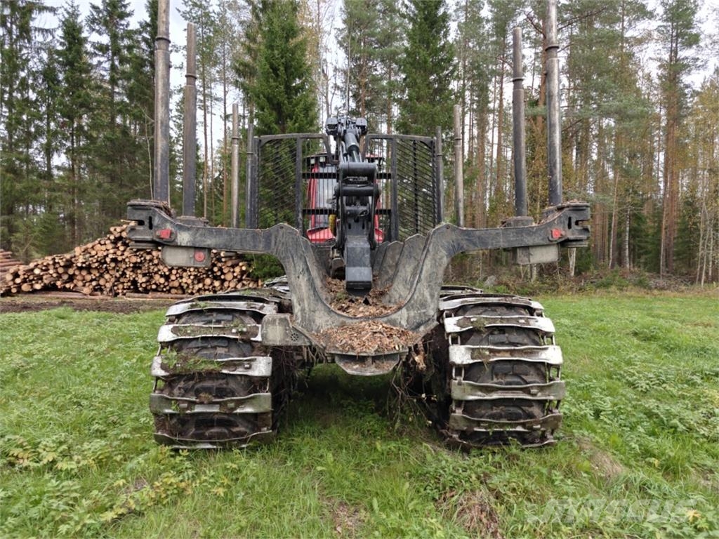 Komatsu XF 855-3 Forvarderi