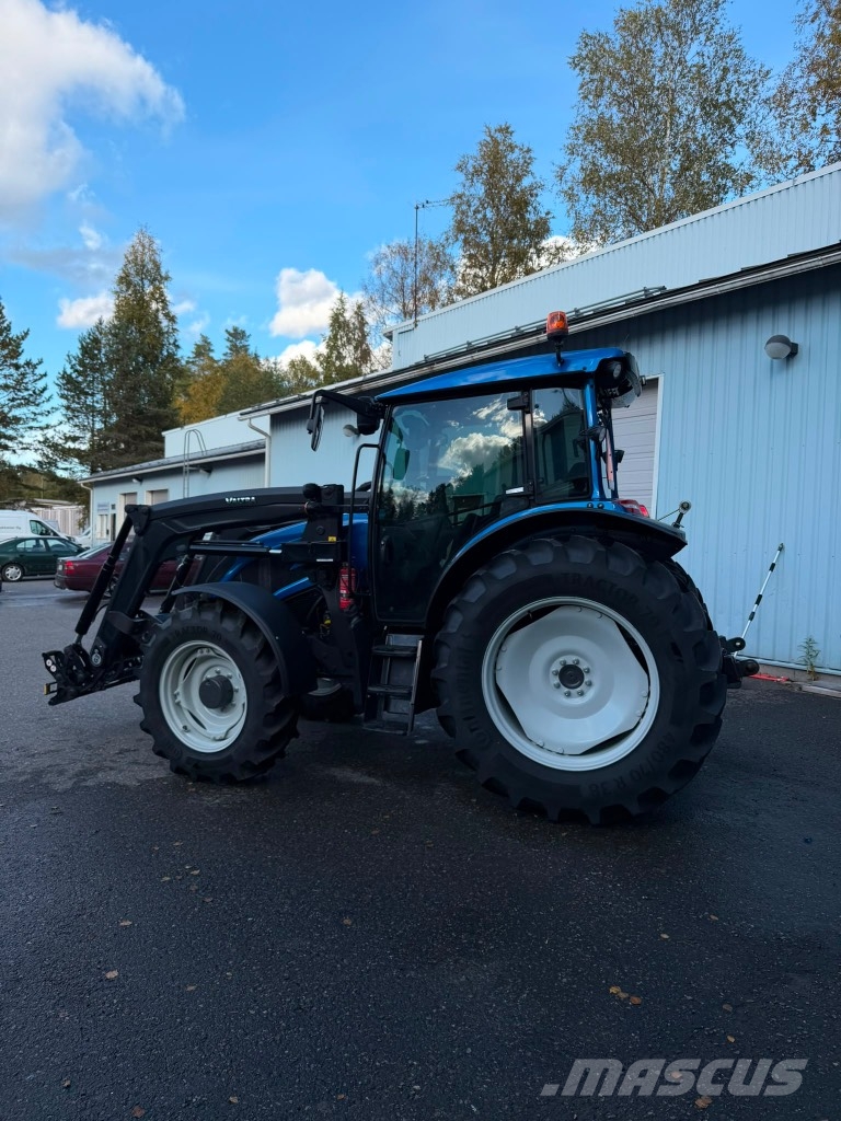 Valtra A 114 MH Traktory