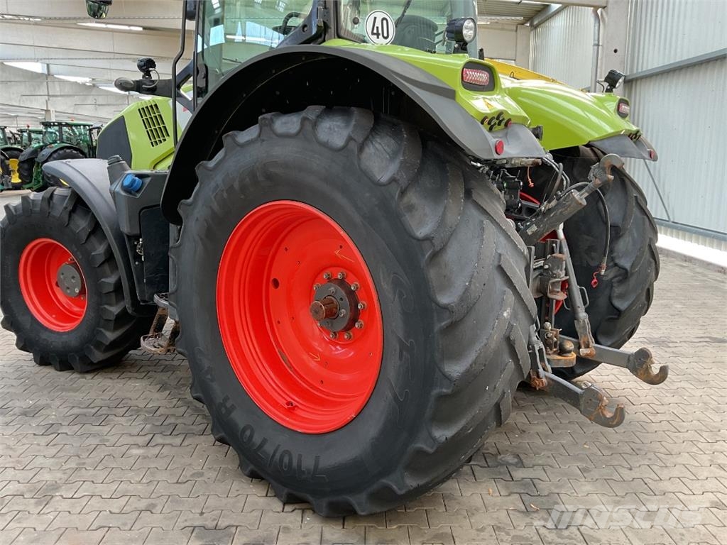 CLAAS Axion 810 Traktorid