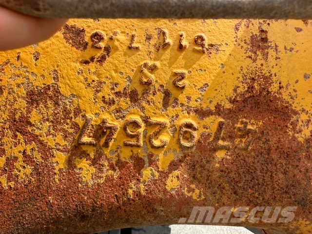 Volvo A 25 C USED AXLES محور العجلة
