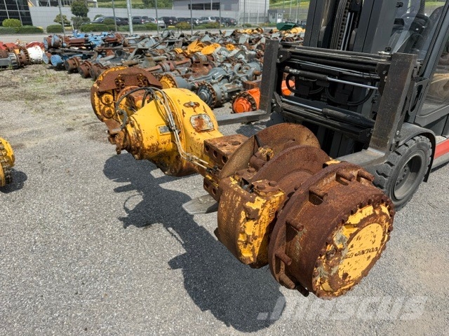 Volvo A 25 C USED AXLES محور العجلة