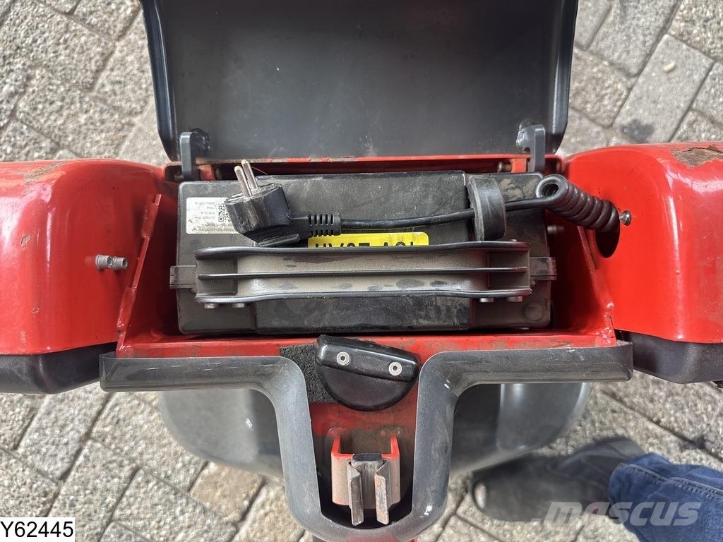 Linde MT 15 1500 kg, 0,9 kW, 2021 Штабелери