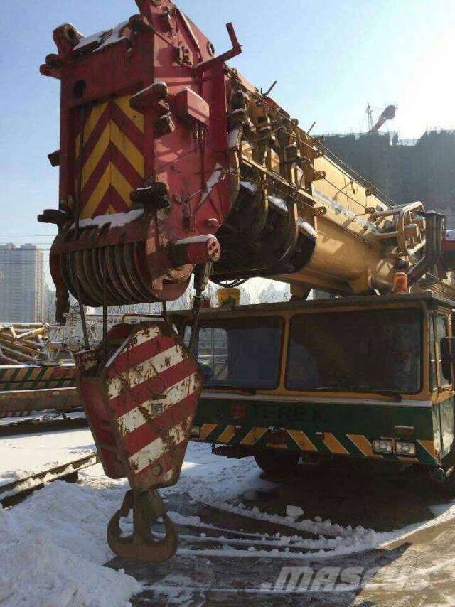 德马格 AC30 Univerzální terénní jeřáby