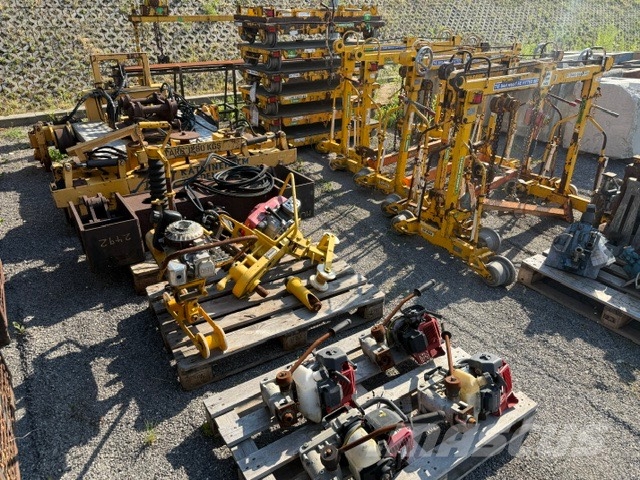 Geismar Geismar USED CRAN RAIL LOADING Rail- en spoorwegonderhoud